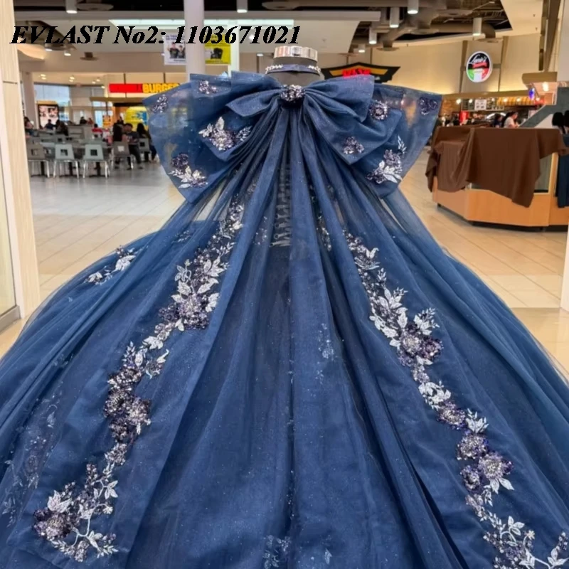 ชุดเดรสงาน Quinceañera สีน้ำเงินกรมท่าแบบเจ้าหญิงสั่งตัดพิเศษ EVLAST แต่งดอกไม้ประดับลูกปัดและโบว์  ชุดเดรสสำหรับงาน Sweet 16 รุ่น E2QA05
