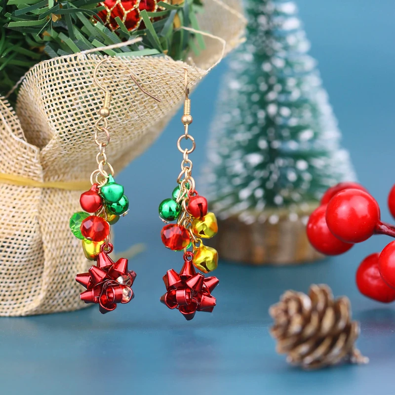 Neue trendige zarte Weihnachtsbaum-Ohrringe für Frauen, bunte Perlen, Sterne, Weihnachtsmann, Schneemann, Hängeohrringe, Weihnachtsgeschenke – Detail 7