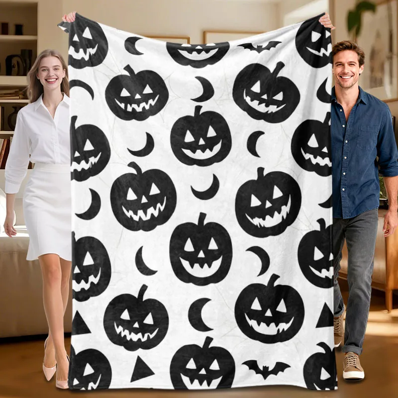 

Цельное черно-белое фланелевое одеяло на тему Хэллоуина, мягкое, подходит для дивана, кровати, офиса, всесезонного использования.
