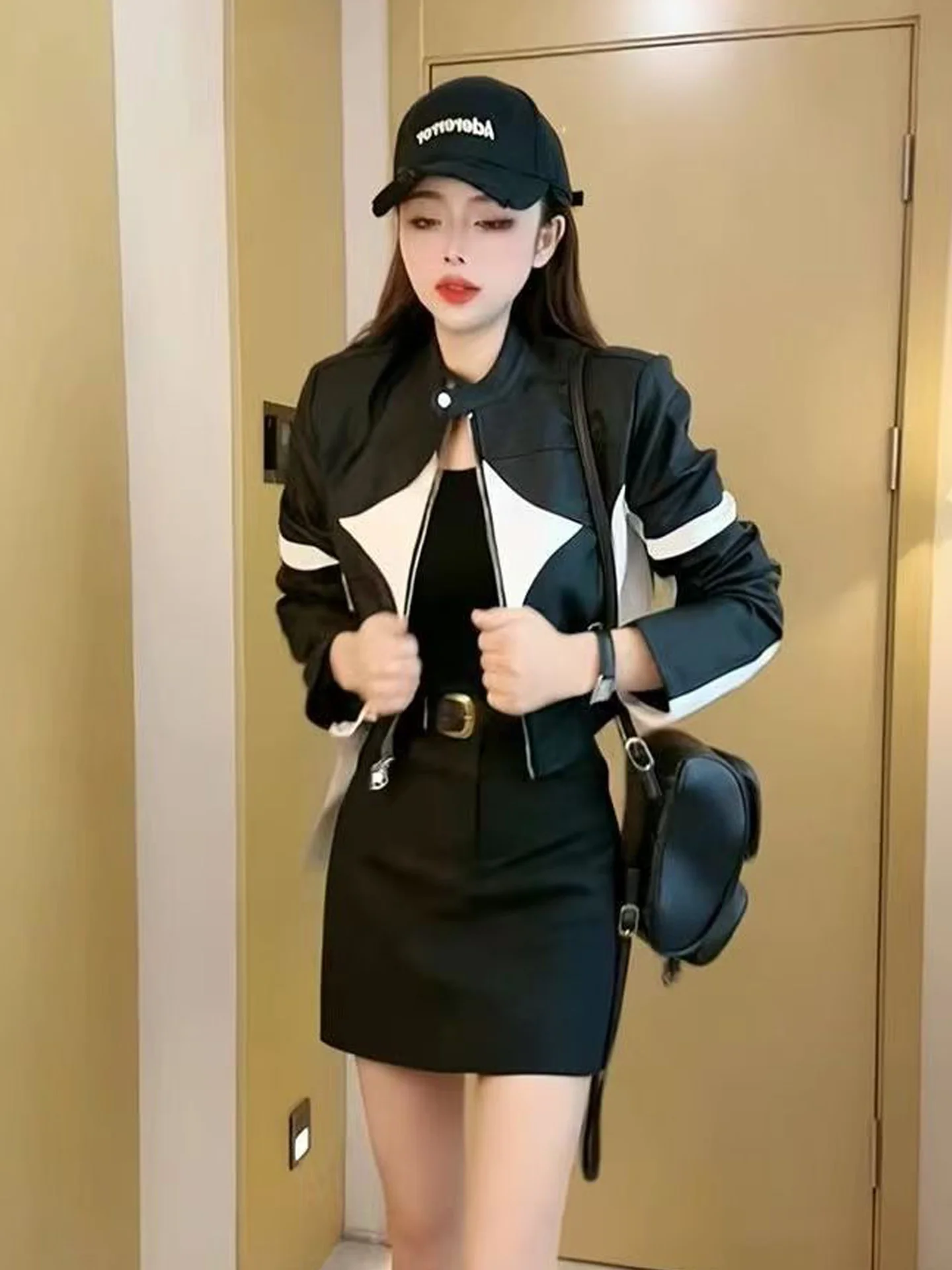 

Women's PU Leather Jaet ort Sle Motorcycle Jaet Color Blo Hong Kong Sle Spring New Arrival Faionable Slim Fit