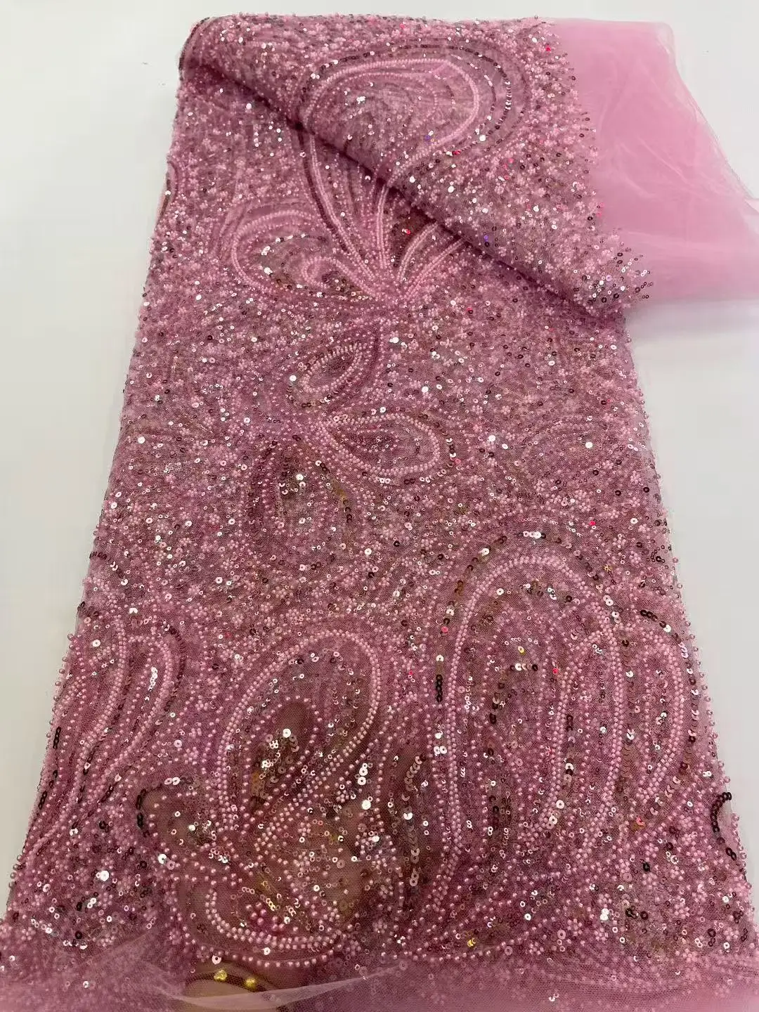 Tessuto di pizzo francese con paillettes in rilievo 2025 Tessuto di pizzo africano di tulle di maglia di alta qualità da 5 metri Abito da sposa nigeriano per le donne