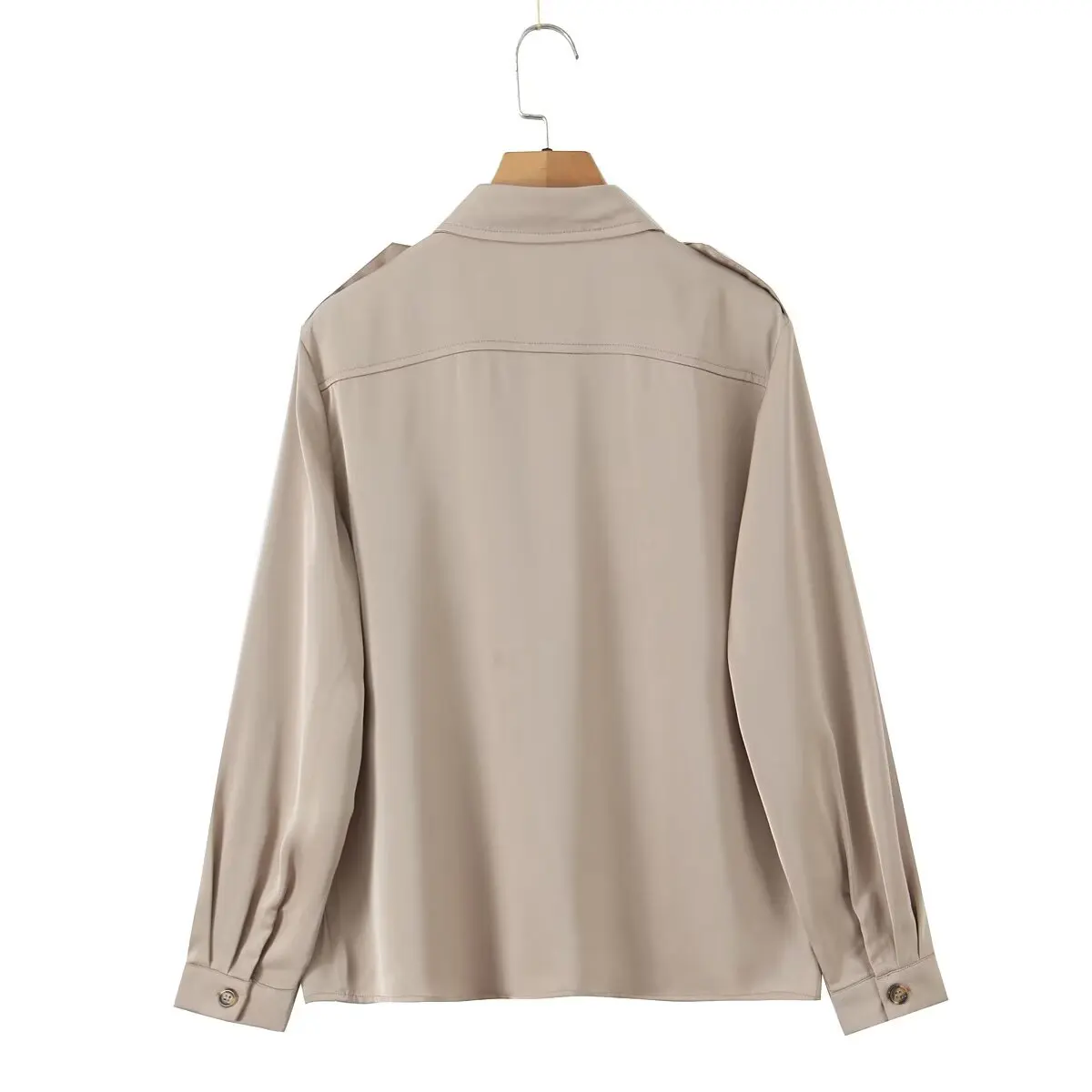 Moda damska 2025, styl europejski i amerykański, letnia nowość, koszula robocza o teksturze jedwabiu, unikalny kołnierzyk, bluzki zapinane na guziki.