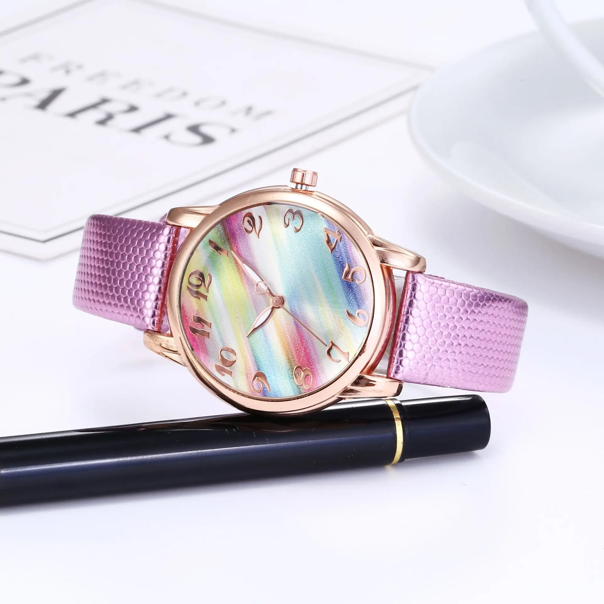 Frauen Mode Regenbogen Zucker Shi Ying Damen Armbanduhr lässig Mode Farbe Leder Uhr Studenten tragen Uhren Reloj Para Mujer