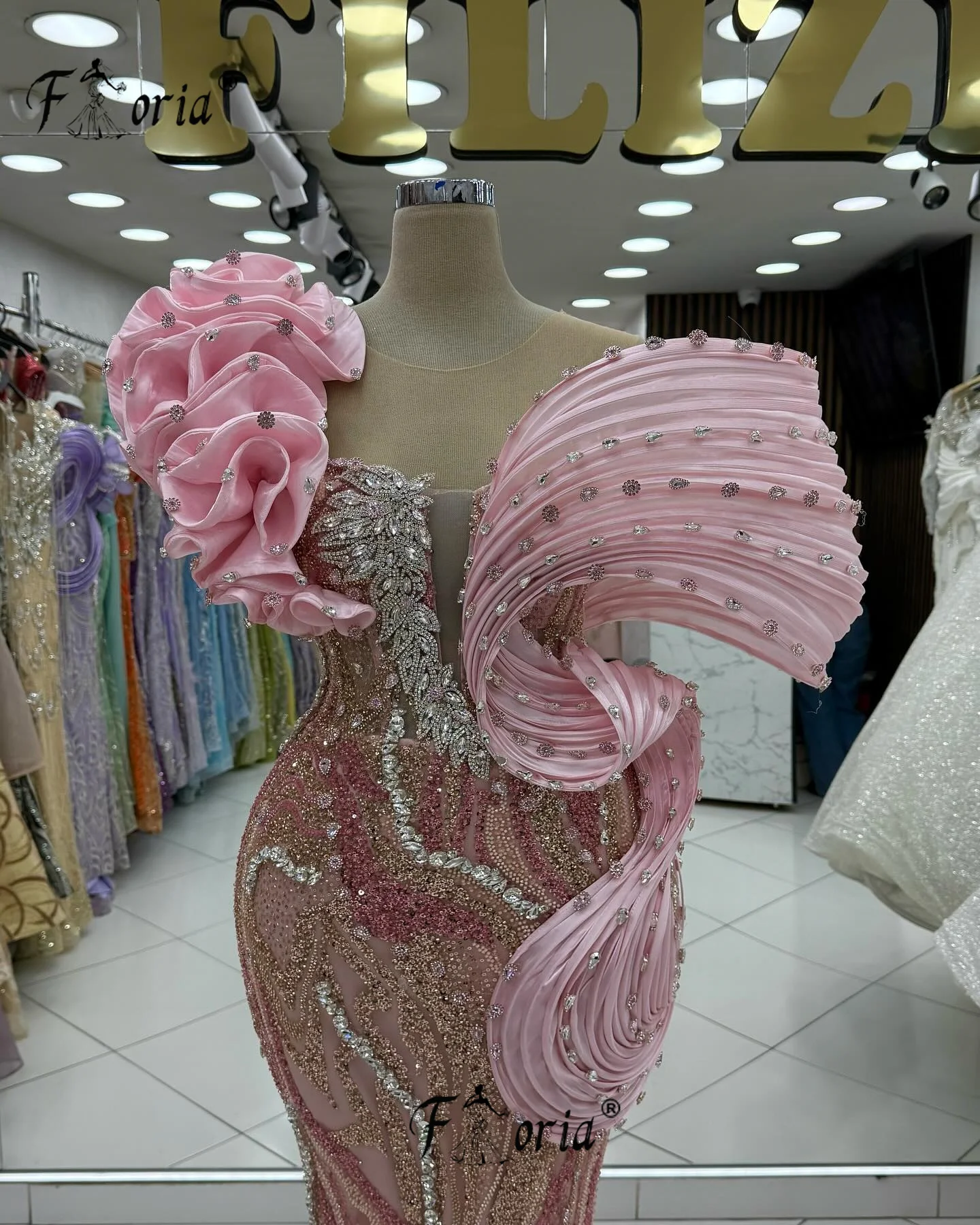 Robe De soirée sirène rose élégante, pierres De cristal, dubaï, Robe De bal pour femmes, robes De fiançailles De mariage, perlée, nouvelle collection 2026