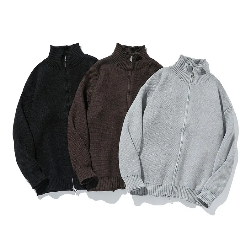 2025 Suéter cardigã versátil da moda para homens no outono, preguiçoso e luxuoso, suéter de malha com gola elástica larga