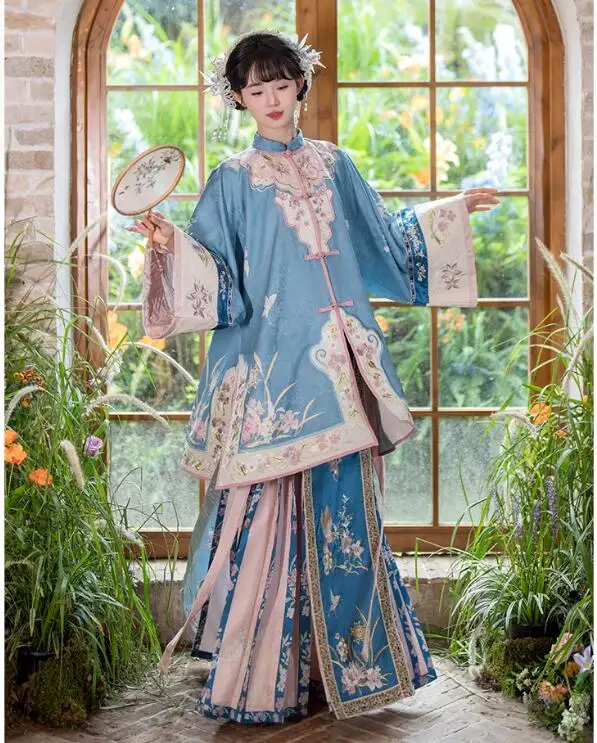 قصر نمط متقلب Hanfu الملابس العتيقة النمط الصيني الأصلي Hanfu