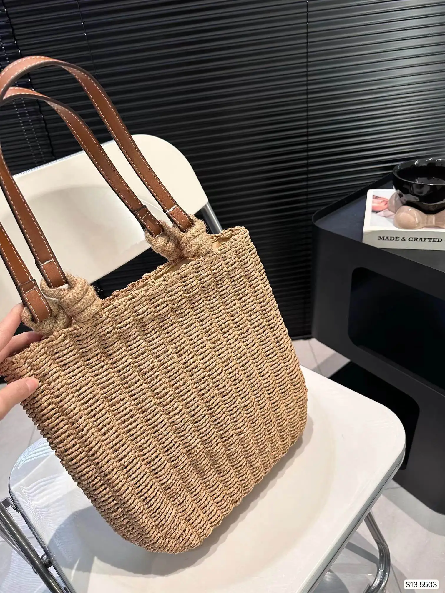 

PR 2024 New Paper One Shoulder Handheld Grass Woven Cylinder Women's Mini Casual Bag