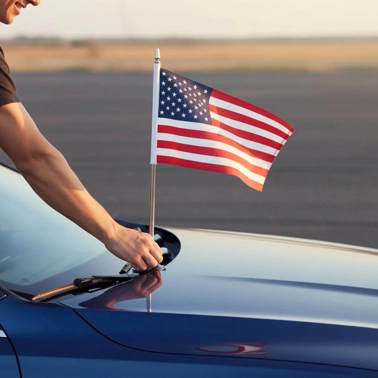 Industrial Flag Adjustable Angle Car Flag Pole Kit with Suction Mount for Racing Flag Auto Parade Events