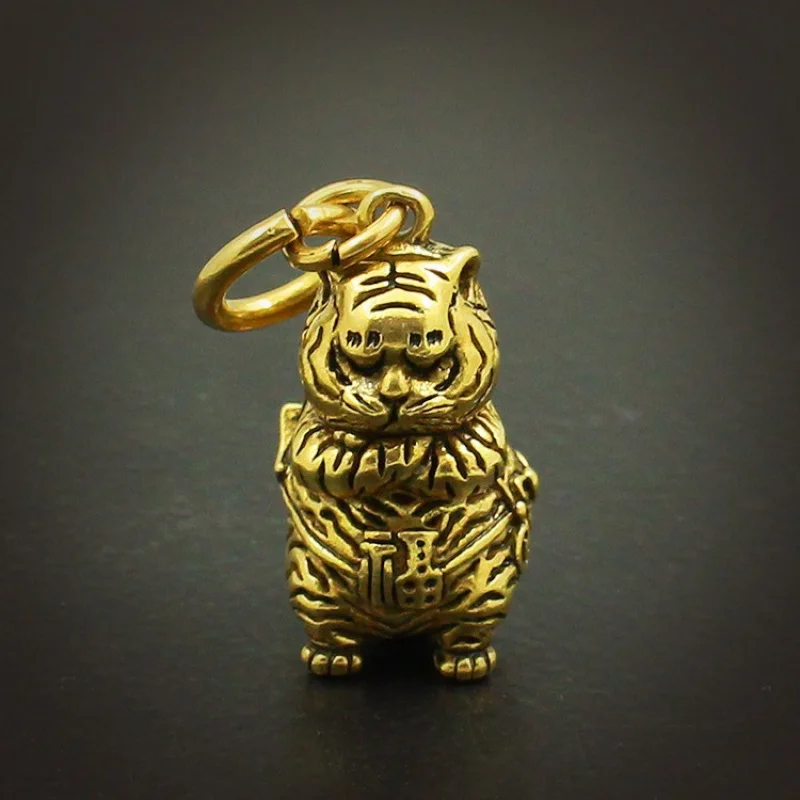 

Brass Creative Mini Retro Three-Dimensional Keychain Zodiac Tiger Car Key Bag Pendant Small Ornament