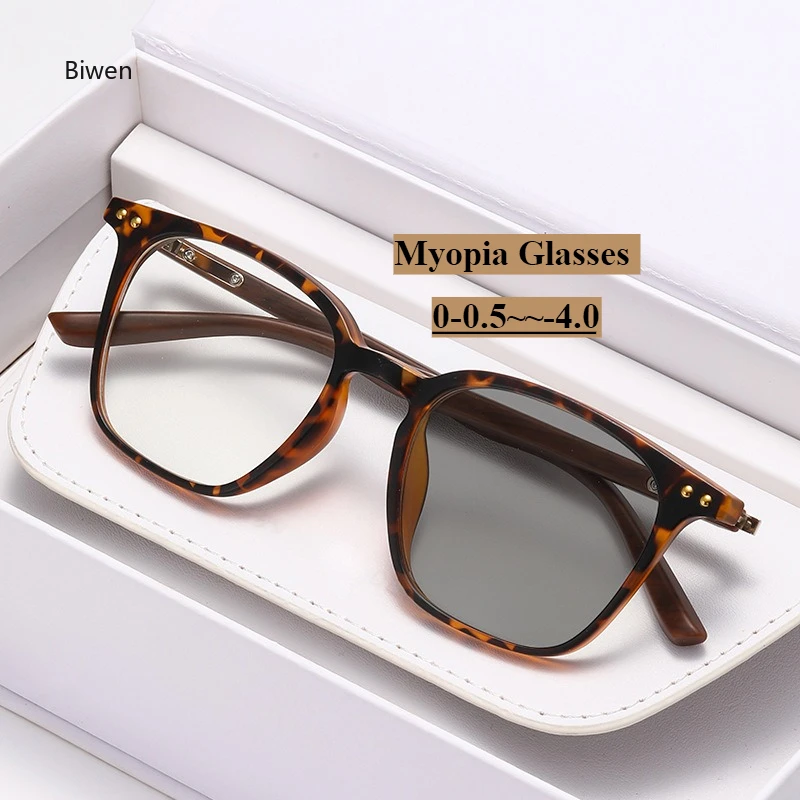 

Black Leopard Large Frame Photochromic Myopia Glasses Men Women New Square Nearsighted Eyeglasses -1.75 -2.25 -4.5 -5.0 -6.0