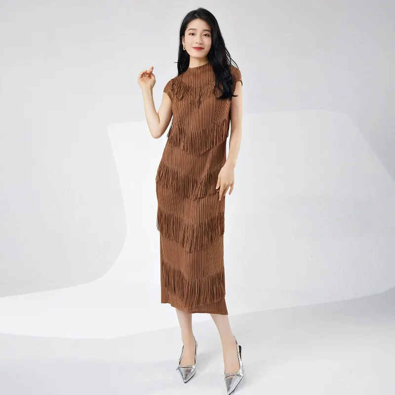 

Miyake 2024 Summer Women's Pleated Dress with High-end Tassels, Short Sleeves, Elegant Temperament, Straight Leg Dance Dress