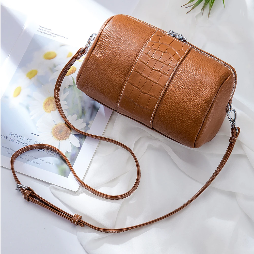 

Genuine Leather Fashion Bag Women's New Top Layer Cowhide Shoulder Bag Small Bag Niche Trendy Crossbody Bag Large Accommodated