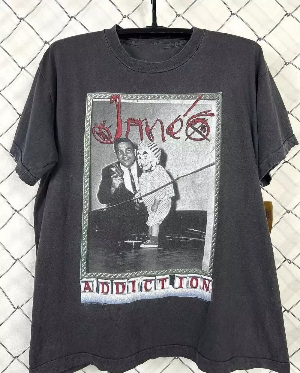 

1990's Addiction Tour Band Подарок для фанатов Футболка унисекс Мужская футболка Черная повседневная хлопковая футболка с круглым вырезом Мужчины Женщины Лето