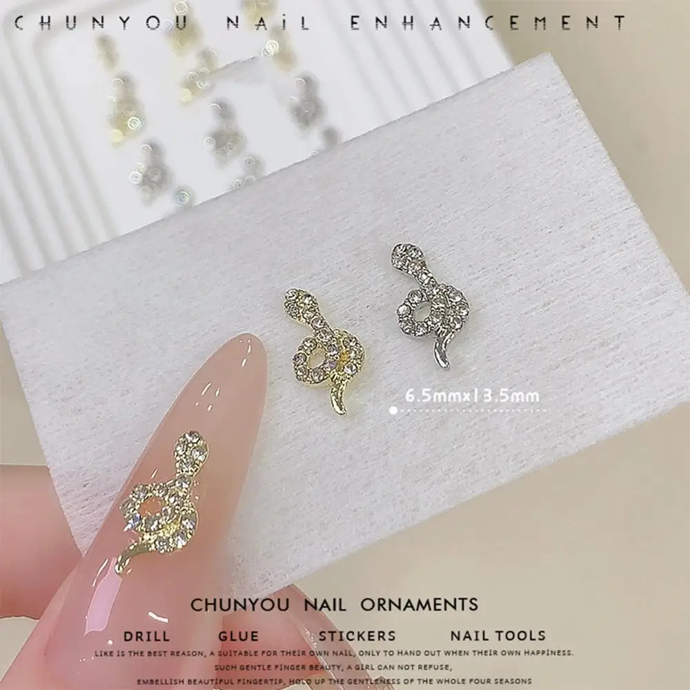 3D 반짝이는 네일 참 장식 합금 뱀 모양 네일 아트 라인스톤 참 행운의 네일 아트 장식품