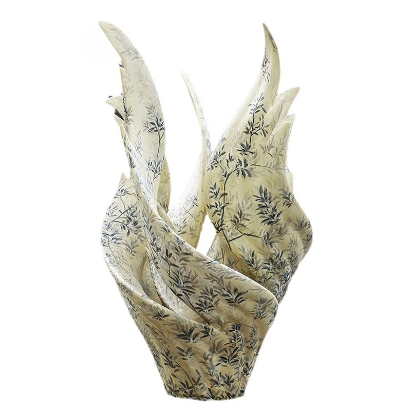 

Large plant fiberglass sculpture in the lobby, porch corridor aisle, landscape decorations, floor ornaments