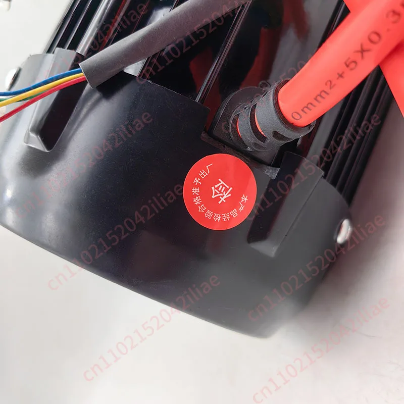 Brushless motor electric tricycle rear axle four-wheeler differential motor is fast and universal