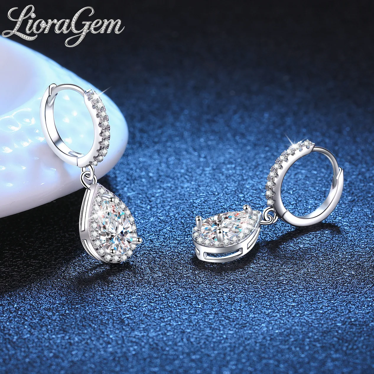 

LioraGem Full-Diamond Classic Pear-Shaped Pendant Earrings, 1-Carat Moissanite Teardrop Earrings Platinum PT950 Stamp