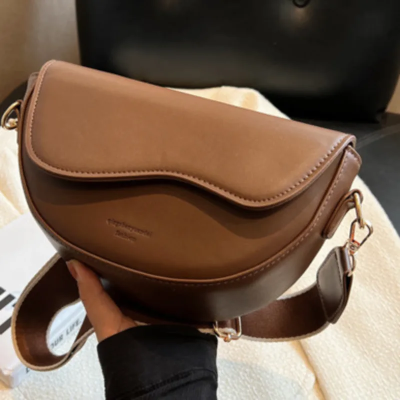 Portable Handbag Woman Underarm For Bag Single Shoulder Casual High-Quality Messenger Versatile Luxury Crossbody Classic Style