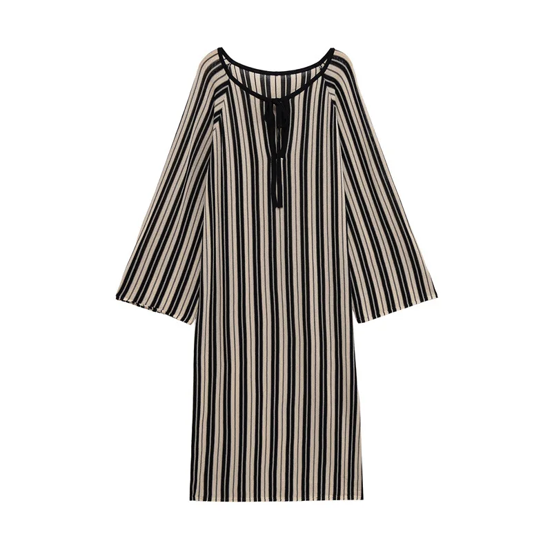 

Women's Striped V-Neck Long Sleeve Top Pants Two-piece Set