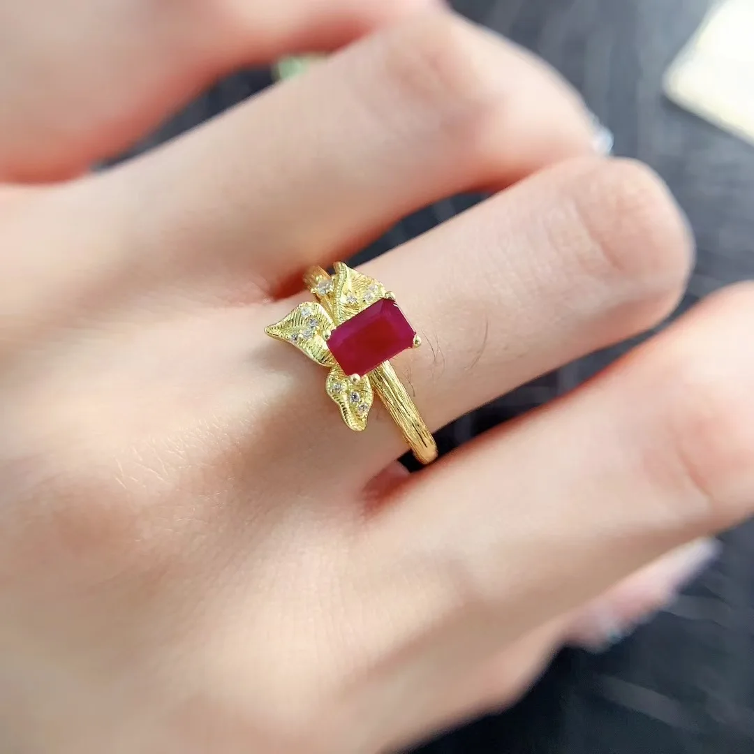 

KJJEAXCMY High End Women's Ring Natural Ruby S925 Silver with Electroplating Boasting High Clarity Full Brilliance Birthday