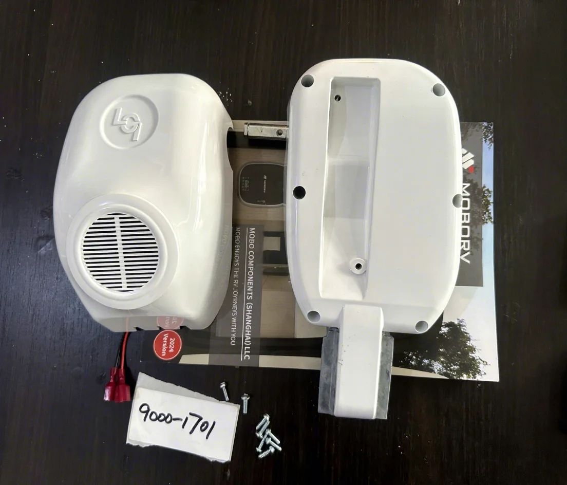 

Аксессуары для автодомов MOBORV: Стальная маркиза Lippert для автодомов и караванов, без приводного механизма, с левым кронштейном для крепления.