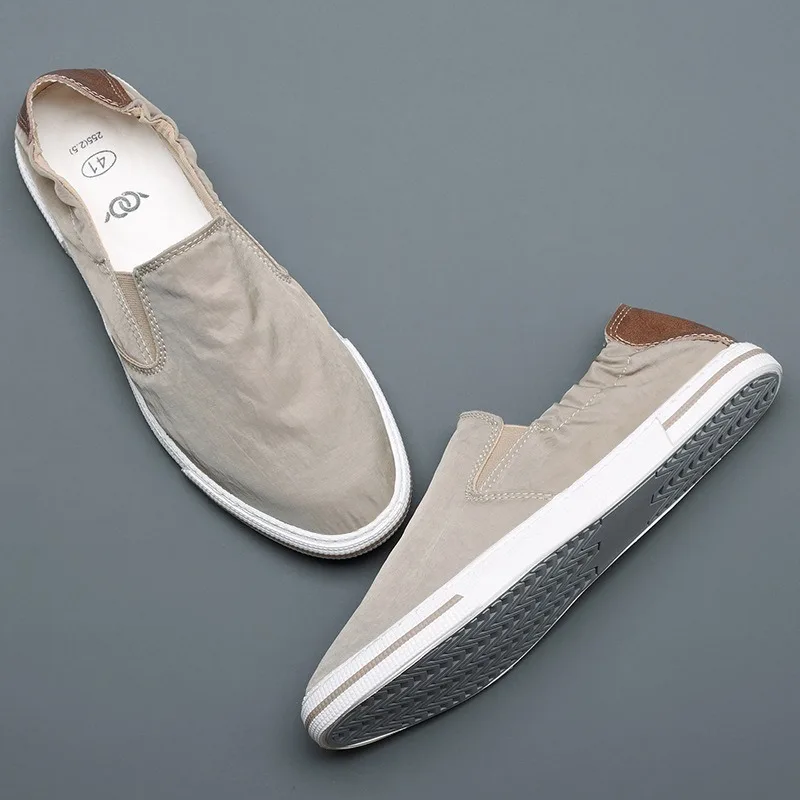 2023 Brand New Lazy Canvas Casual Sneakers Breathable Trendy Men Loafers Spring/Autumn Vulcanized Designer Flats 20106