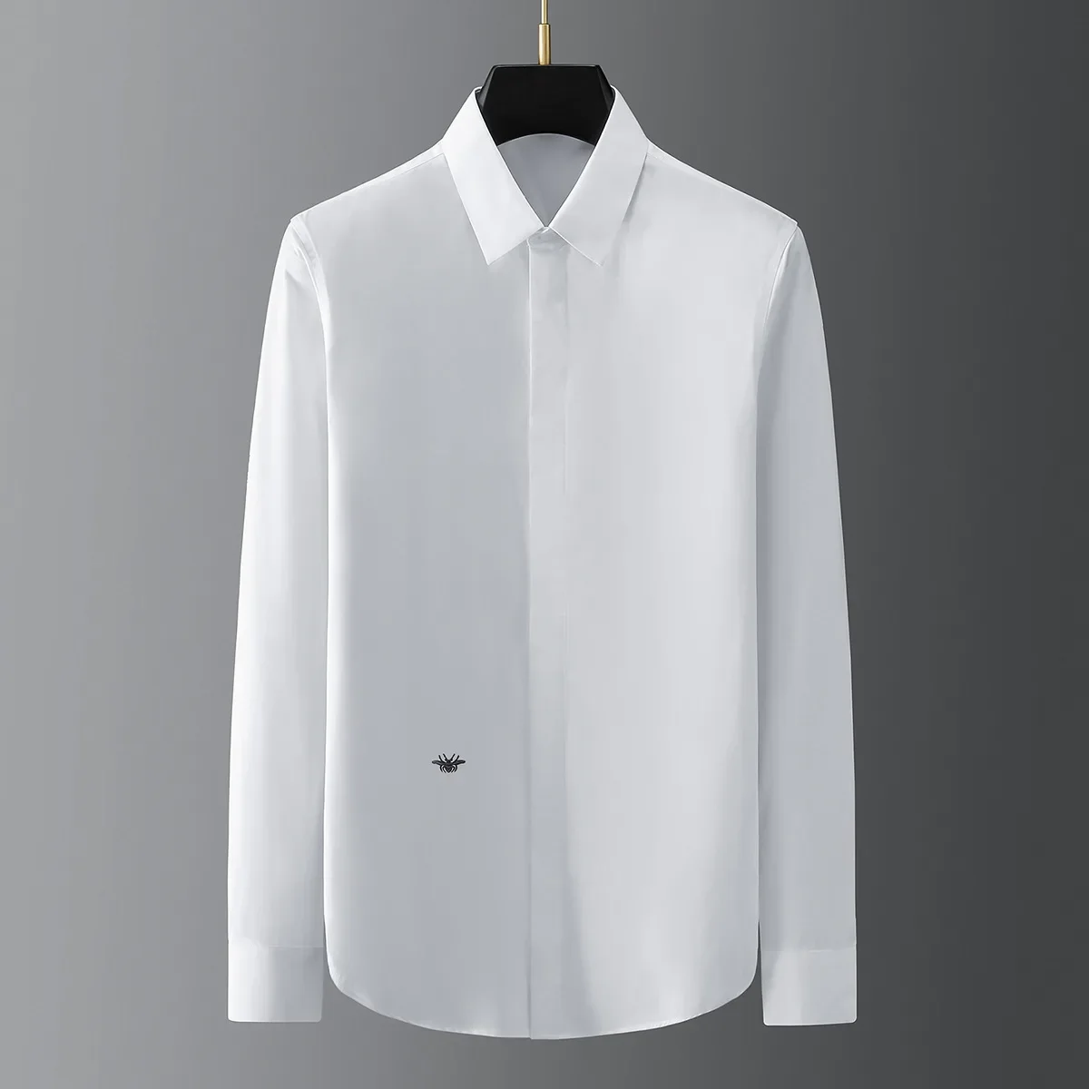 High end business trend brand gold silk embroidery men's solid color long sleeved shirt with a white shirt as the base