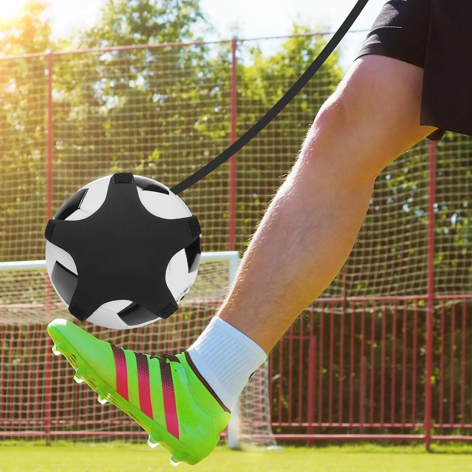 Alat Latihan Sepak Bola dengan Tali dan Gelang yang Dapat Disesuaikan, Alat Bantu Latihan Sepak Bola untuk Anak Laki-laki dan Perempuan, untuk Dalam Ruangan dan Halaman Belakang