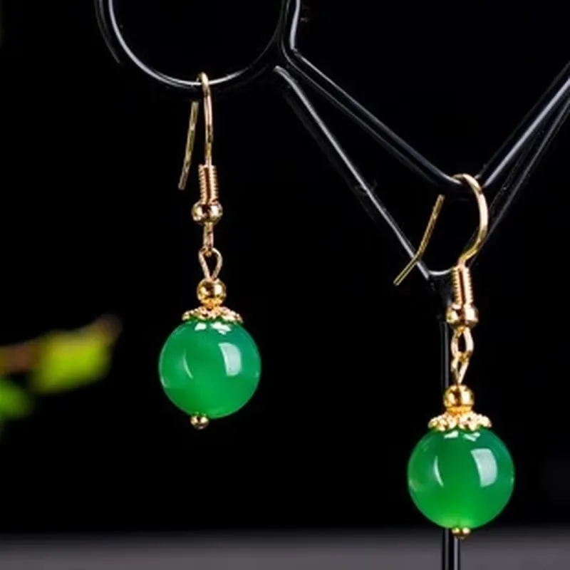 

Natural Opal Hand Carved Water Drop Earrings Fashion Boutique Jewelry Men's and Women's Green Chalcedony Earrings Gift Wholesale