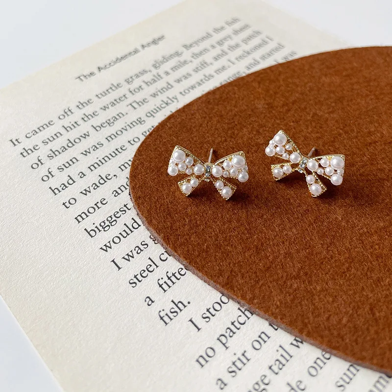 New Crystal Imitation Pearl Bowknot Stud Earrings for Women Korean Lovely Brincos Jewelry Wholesale Dropshipping Christmas Gift