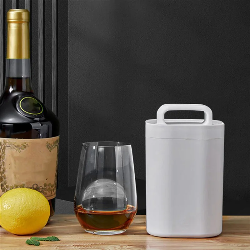 

N04R 4X Crystal Clear Ice Ball Maker Spherical Whiskey Tray Whiskey Round Bubble-Free Square 3D Sphere Mold Mould Ice Box
