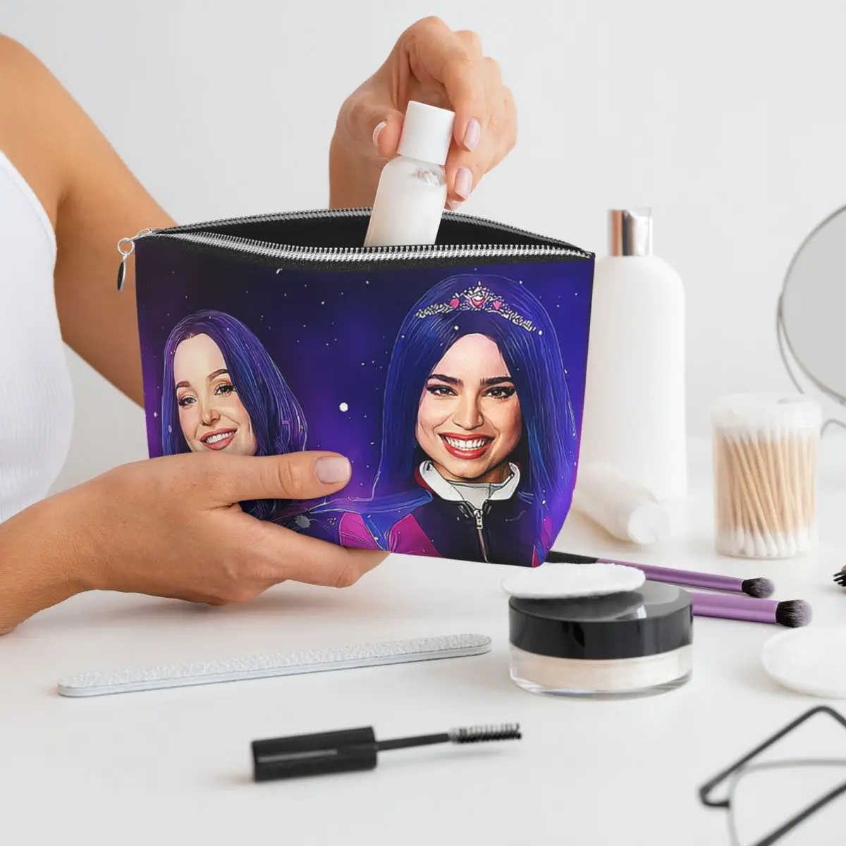 

Mal And Evie - Descendants Women Cosmetic Bag Travel Makeup Organizer Pouch Toiletry Storage Dopp Kit Case
