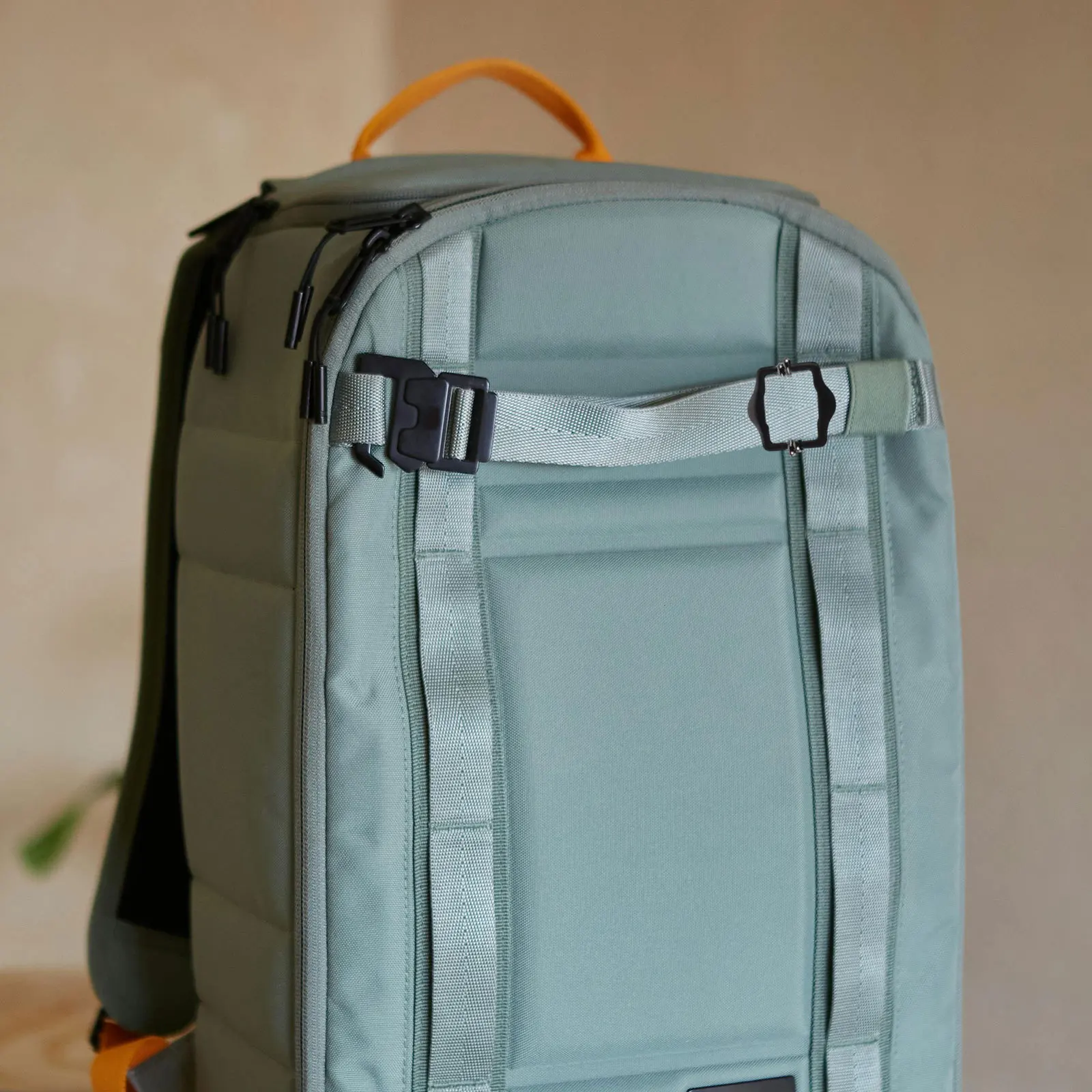 

10Pcs Smooth Hexagonal Lock Buckles Double Needle Trapezoid Buckle Secure Schoolbag Backpack Replacement Outdoor Hardware