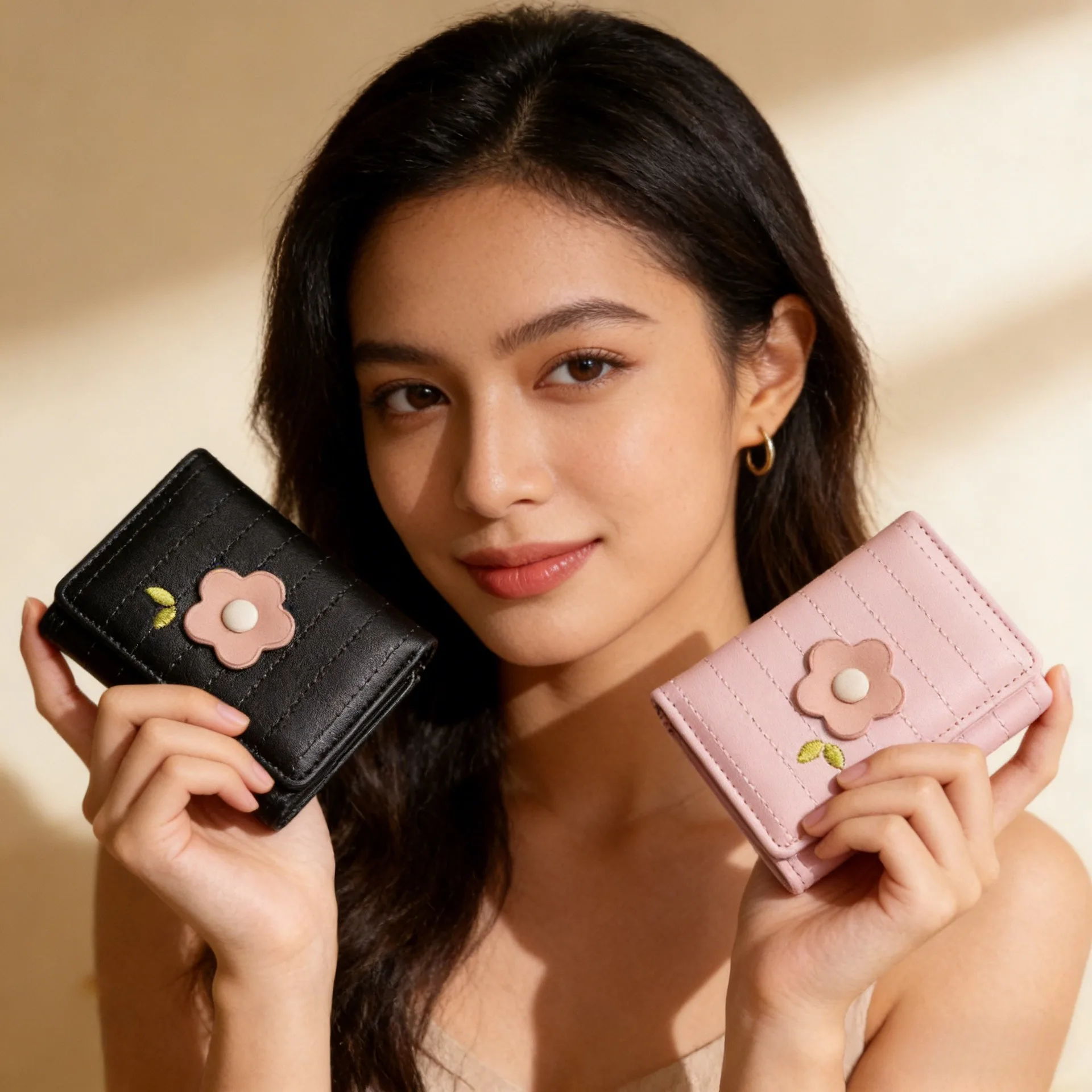 Women Quilted Flower Wallet Female Short Bifold Card Holder Ladies Snap Photo ID Window Cash Coin Purse Small Clutch Bag Pack