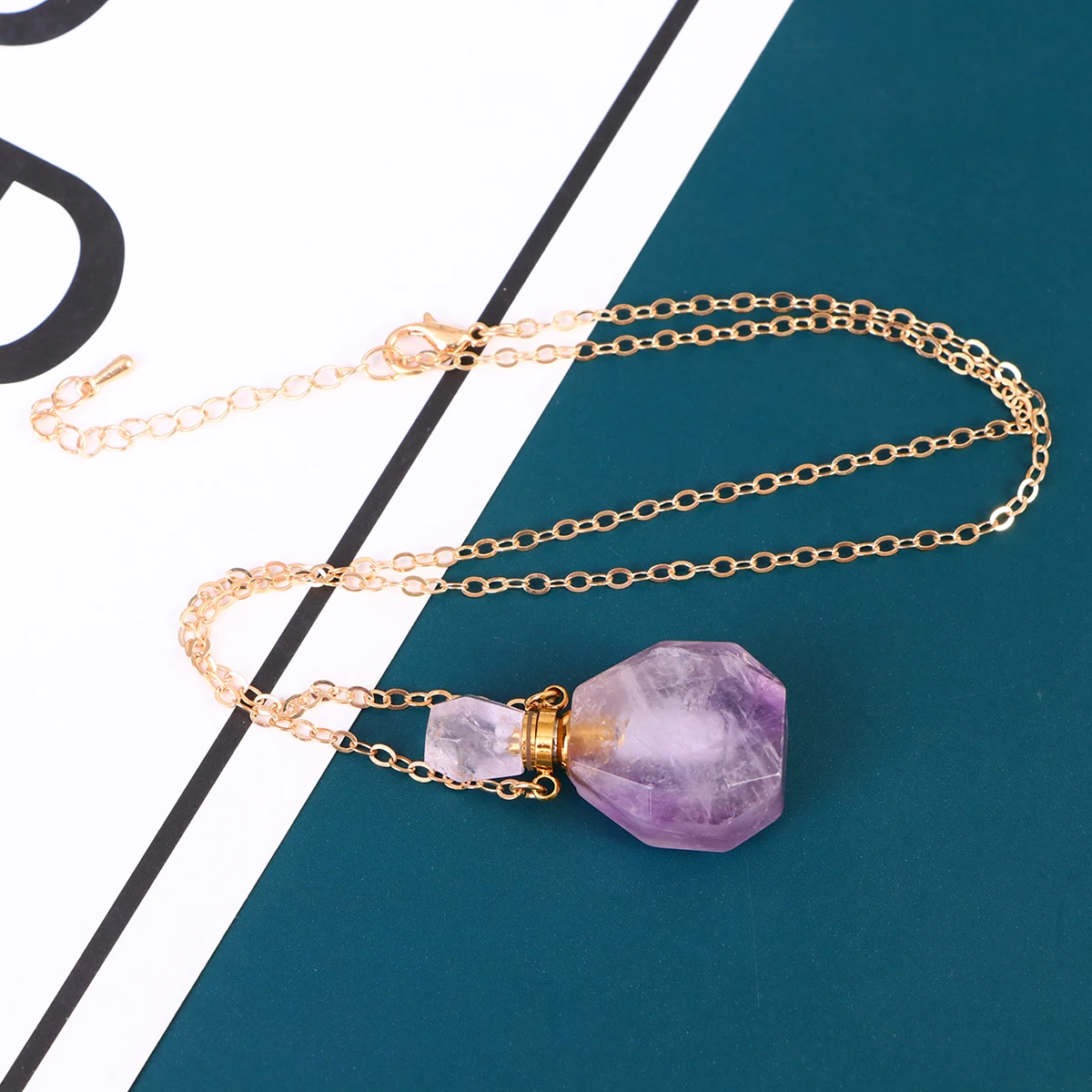 

Mini Crystal Bottle Natural Stone Sealed Cap Sturdy Lanyard Essential Oil Perfume Holding Supplies Women Jewelry Decor Necklace