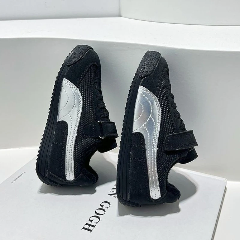 

Children's Running Sneakers 2025 Summer New Fashionable Casual Walking Boys Girls Breathable Soft Children's Casual Sports