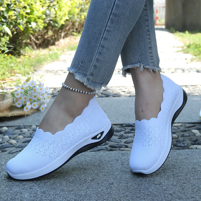 White Scalloped Edge Knit Slip-On Shoes, Lightweight Breathable Casual Sneakers for Seniors, Comfortable Mother's Day Shoes view 3