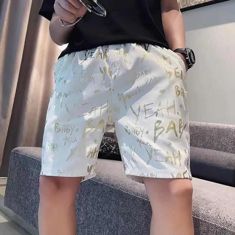 

Summer Thin Ice Silk Shorts for Men Loose Fit Five-Inch Casual Beach Shorts with Graffiti 2026 New