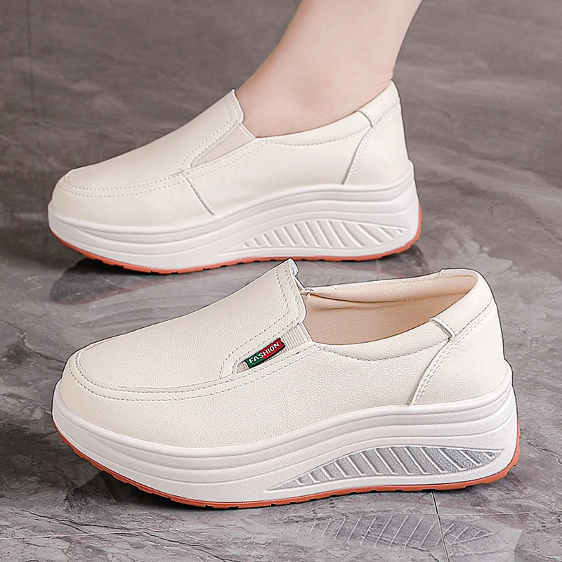 Autumnew Arrival Women's Soft Bottom Casualplatform Shoes Women's Shoes Thick Sole Loafers Ladieswear Style Small Leather Shoes