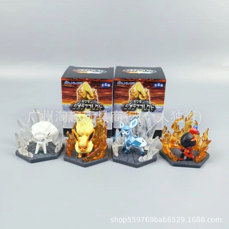 Figuras auténticas de T-Arts Pokemon Fire & Ice Battle Diorama - Flareon Glaceon Alolan Vulpix Charcadet 4 piezas, juguete Gashapon de séptima generación