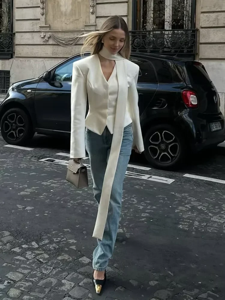 White Scarf Collar Waist Up Blazer Fashion Women's Full Sleeve Slim Fit Single Breasted Coat 2025 New Daily Commute Streetwear