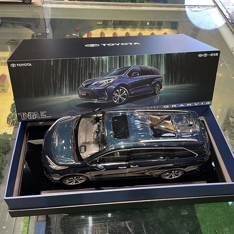 18fap – Model samochodowy FAW Toyota Grevia MPV GRANVIA w skali 1:18 –评测 i rekomendacja