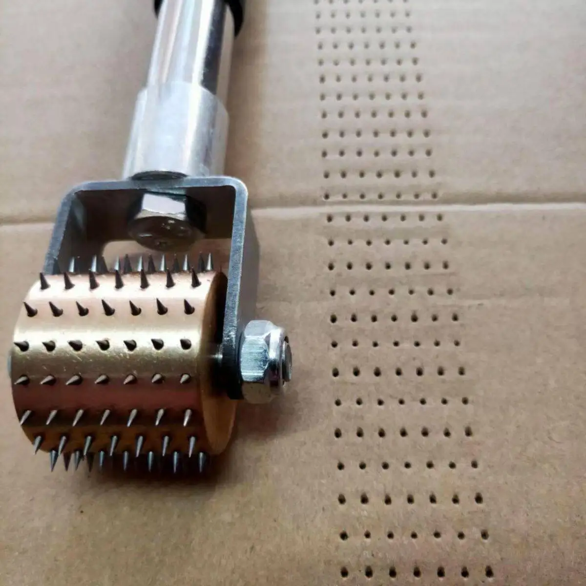 Anti-collusion needle hole wheel, coding stamp steel stamp, milk carton mark needle coder new number