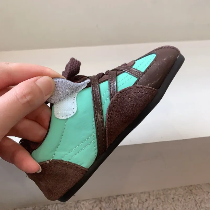 Picture 6: 2026 Autumn New Collection Boys' Retro Double Buckle Casual Sports Shoes Girls' Versatile Lace up Training Shoes 26-37