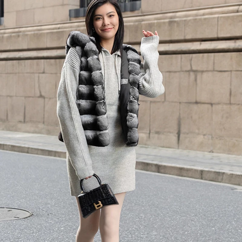 Ftangaiur Winter Import Cyan Blue Chinchilla Vest Coat With Fur Hood Women Short Upscale Natural Color Chinchilla Fur Vest Coats