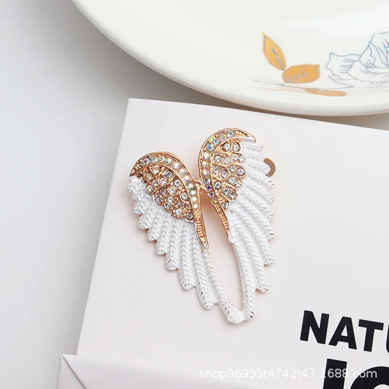 Women's Guardian Angel Wing Brooch Pins & Pendants 2 in 1 Scarf Holders for Blouse Jacket Coat Scarf Shawl Hat Bag