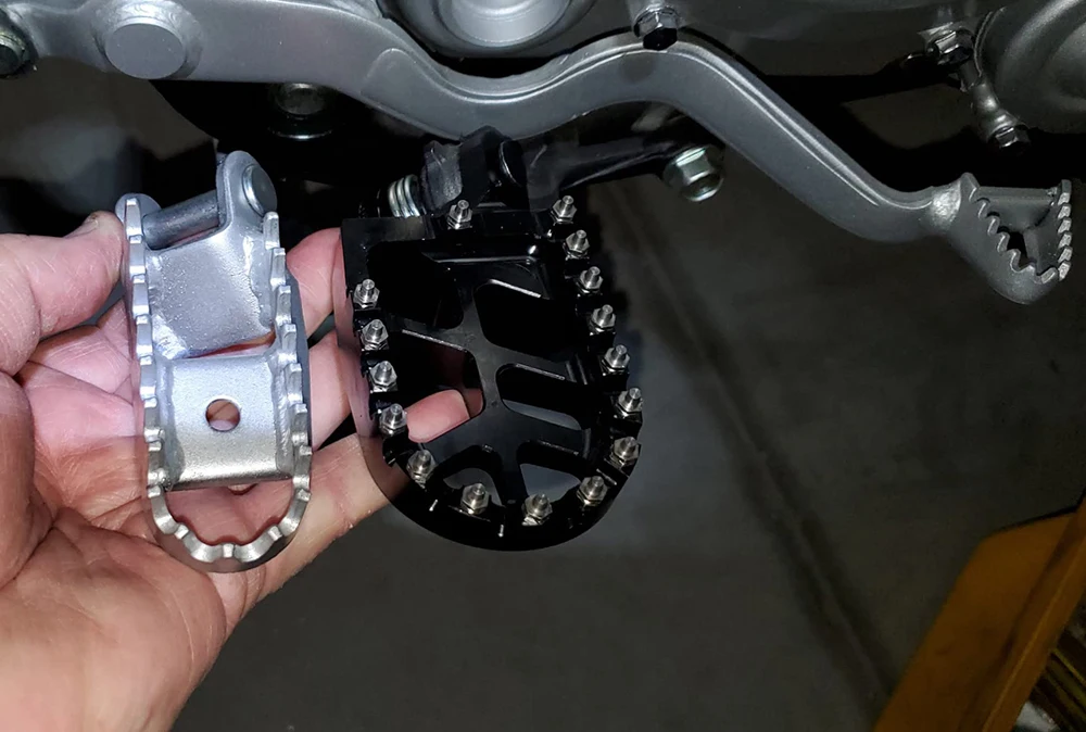 Motocross-Fußrasten Fußpedale für Kawasaki KLX300R KLX300S KLX300SM KLX300 KLX 300R 300S 300SM 300 R Zubehör – Detail 11