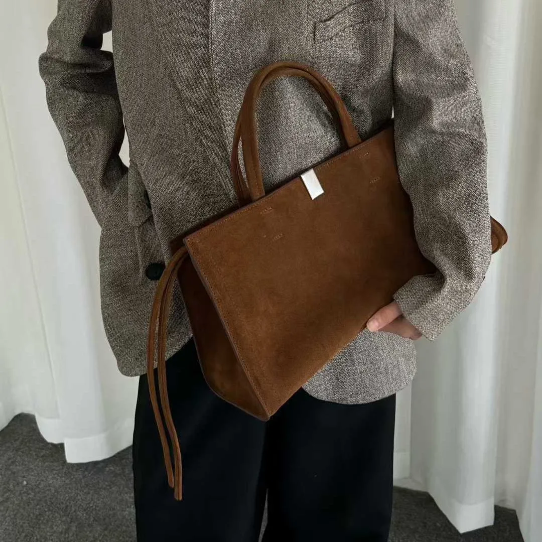 

Genuine leather tote bag for women new niche large capacity high-end fashion shoulder crossbody bag cowhide vintage handbag