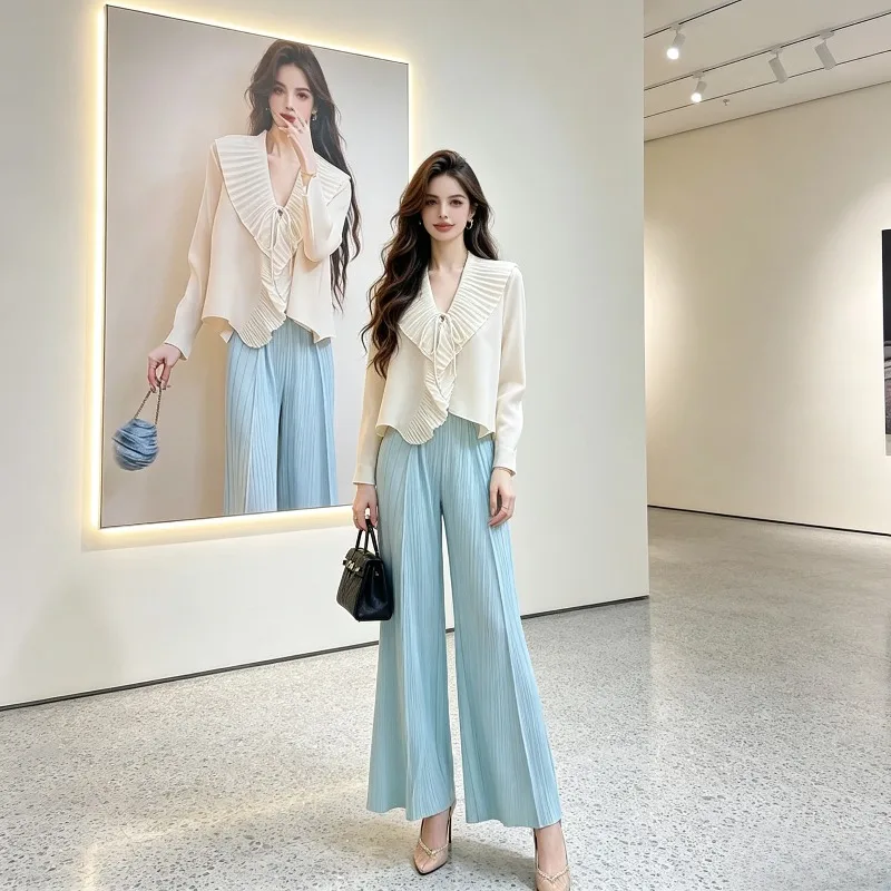 

Miyake Pleated 2026 New Fashion Suit for Women High-end Feel Solid Color Ruffled Edge Comfortable Loose Fit for Commuting Pleat