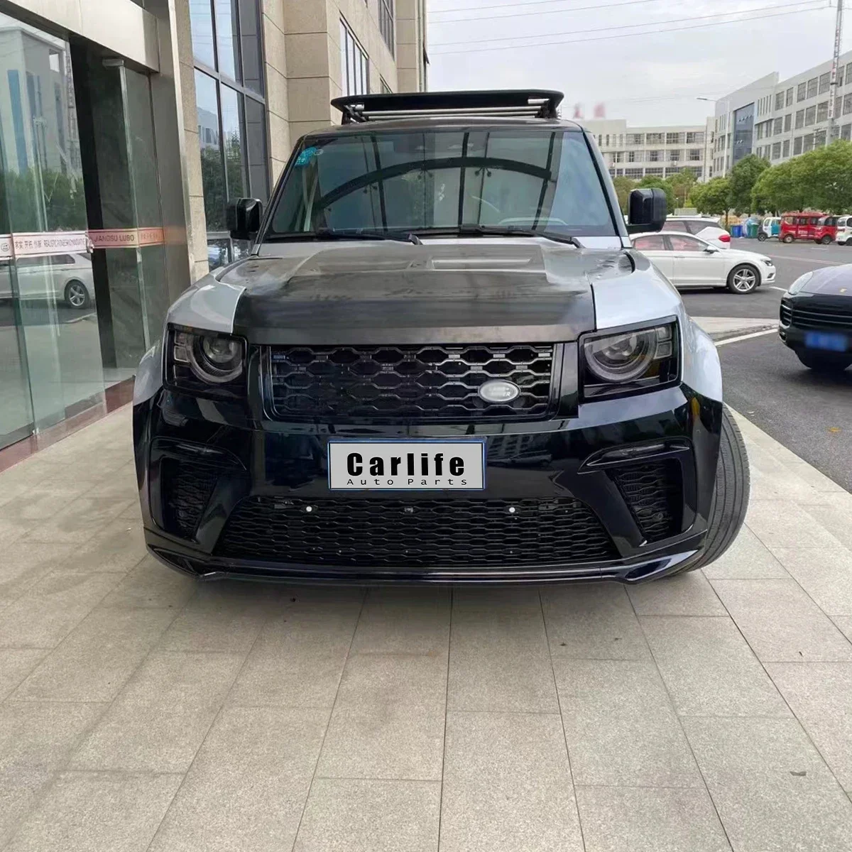 Body Kit Conversion facelift upgraded SVR bodykit with grill bumper for Land Rover Defender 90/110/130 2019+.